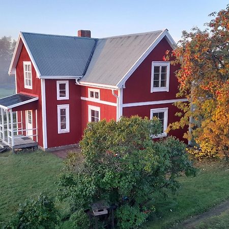 Authentic Scandinavian Log House 卡利克斯 外观 照片